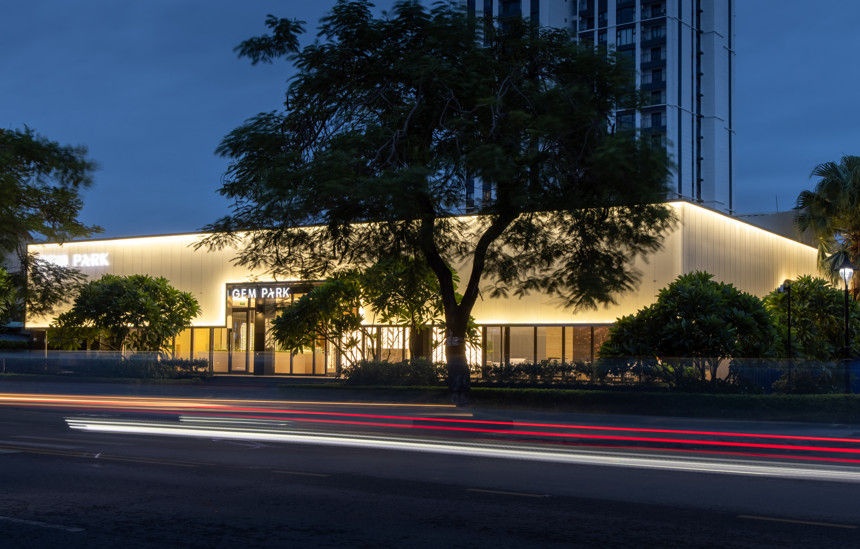 Thi công biển hiệu và nội thất 3 